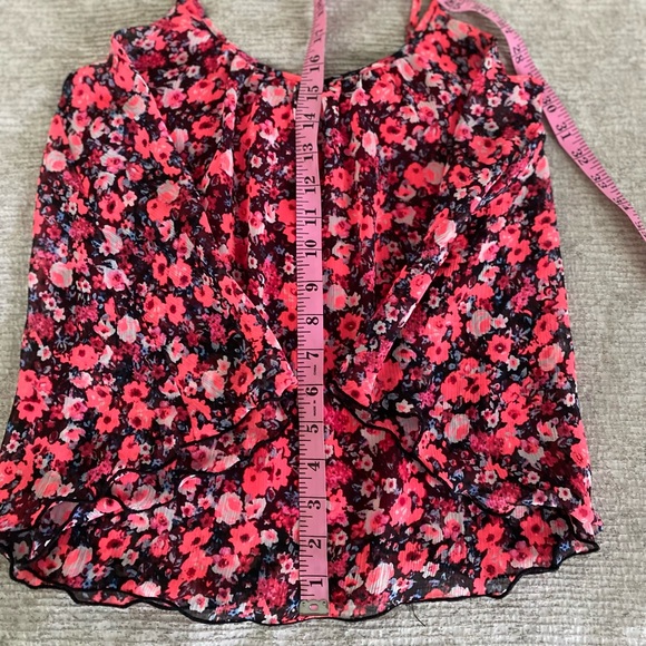 NWOT Express top - Picture 10 of 10